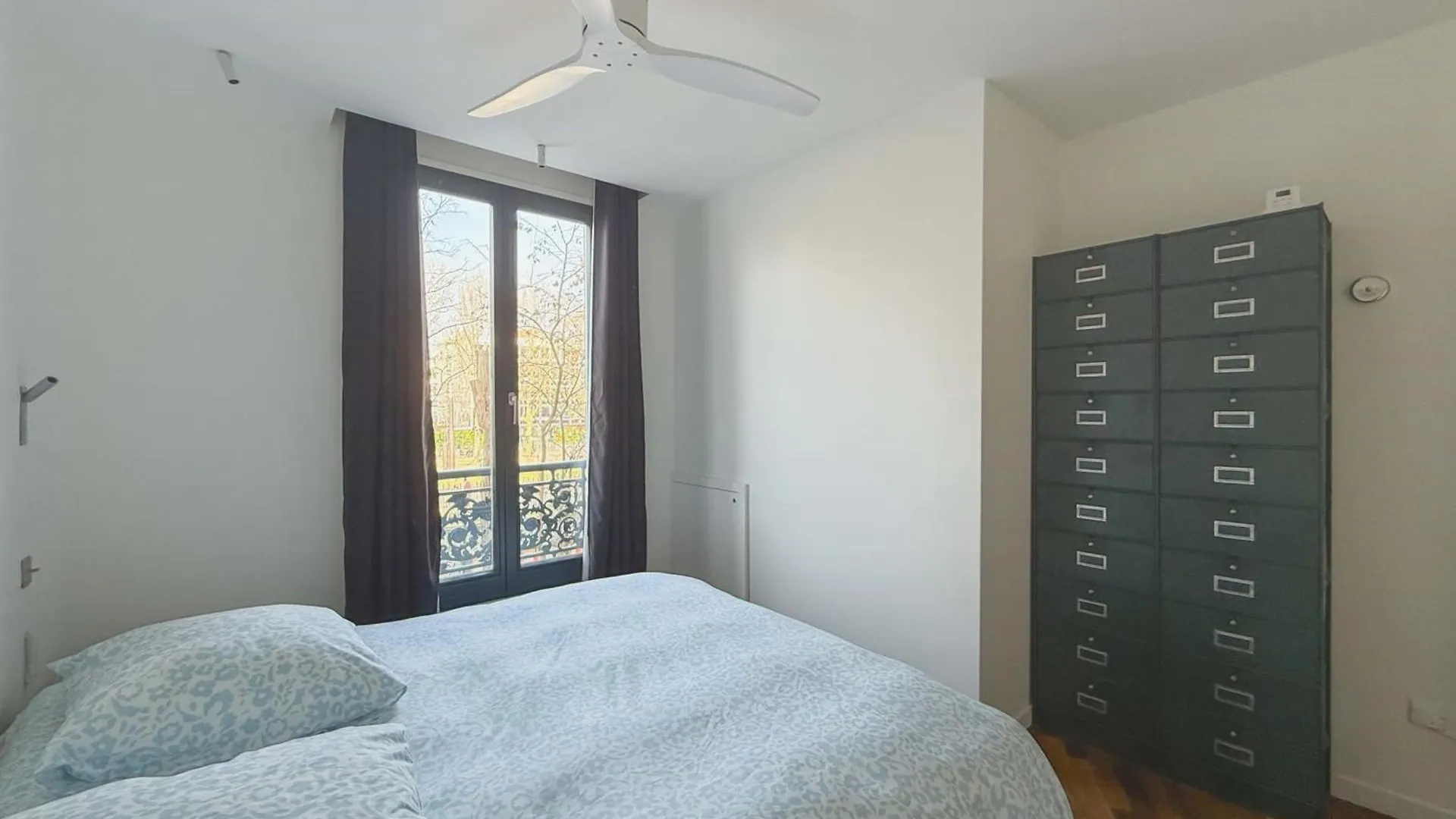 Superb Spacious Apartment Located At Mont Cenis Paris